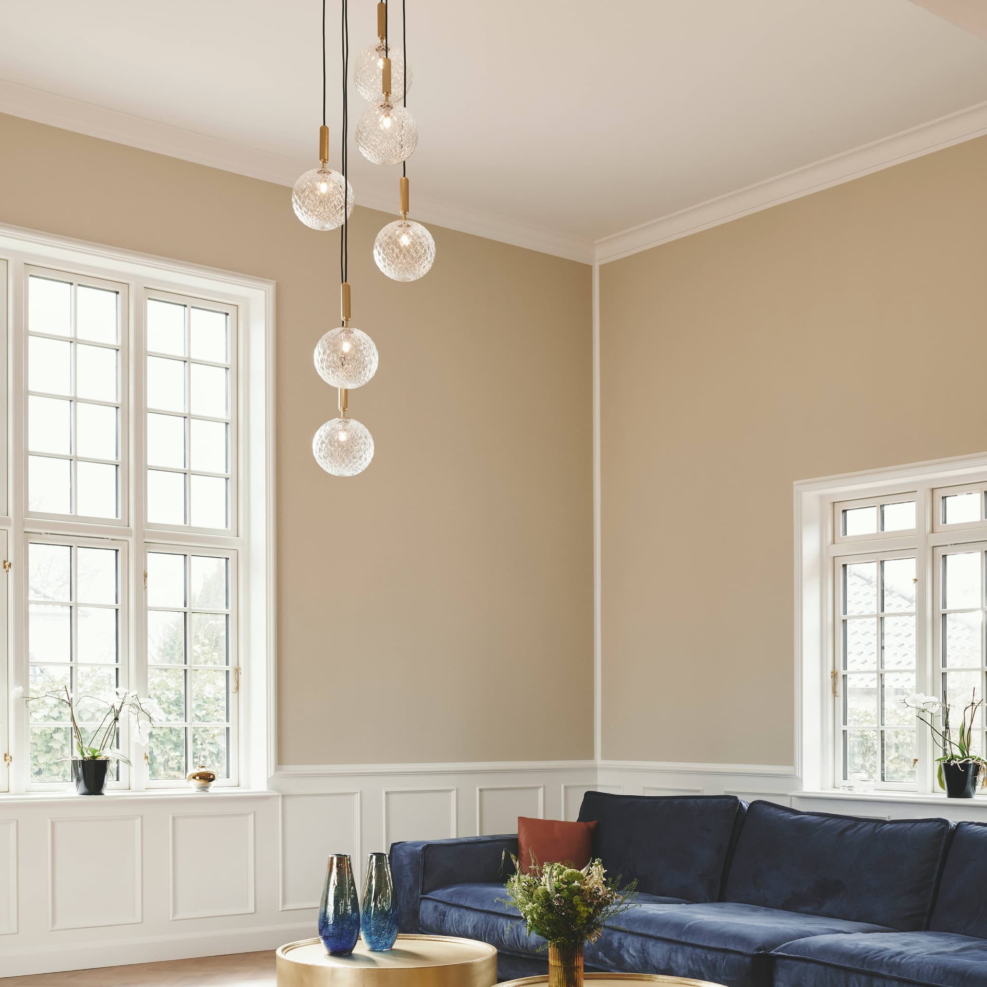Nuura | Miira 6 Chandelier Optic Clear/Brass Large 18.5"