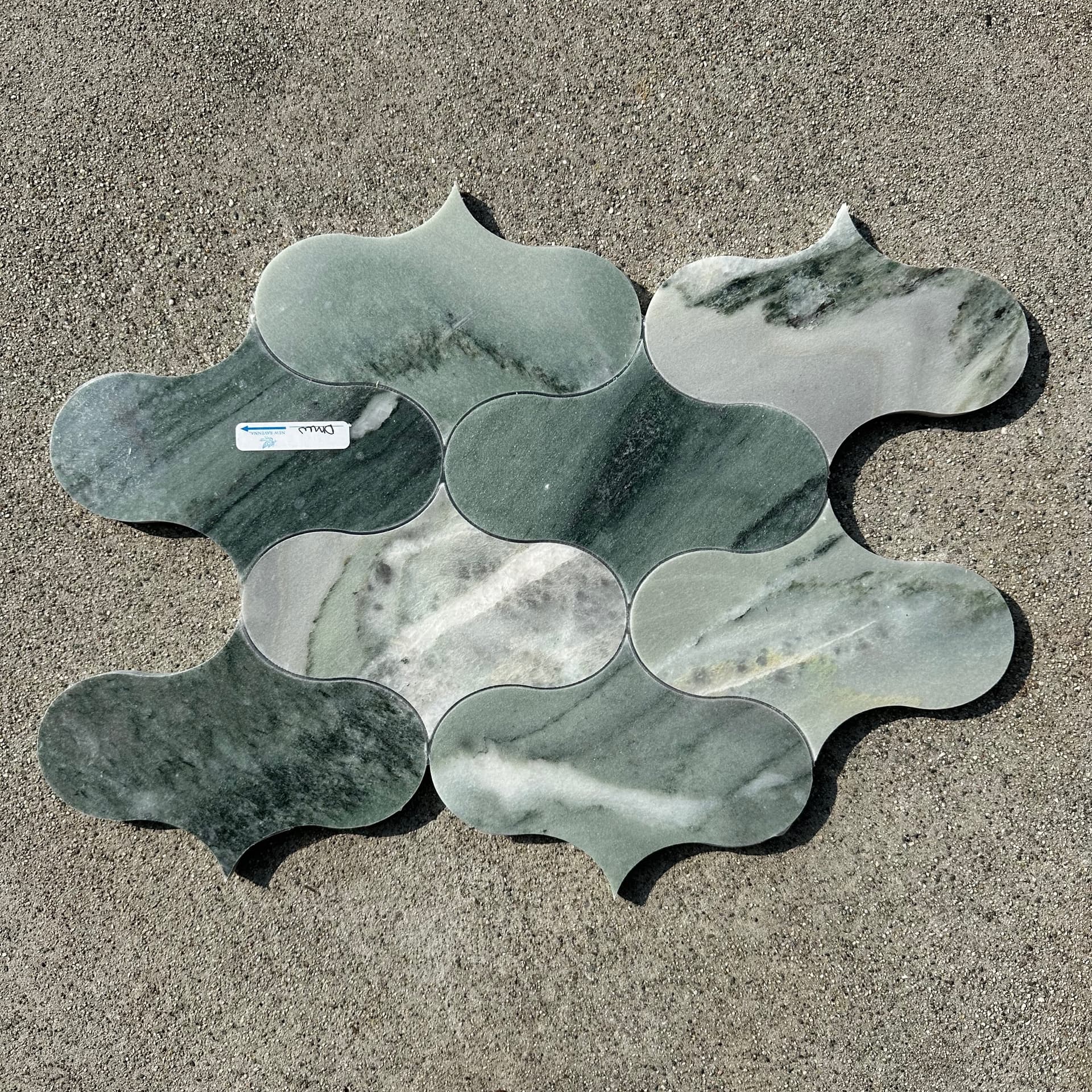 New Ravenna Tile Semplice Cabana polished stone waterjet mosaic tile in Kay's Green