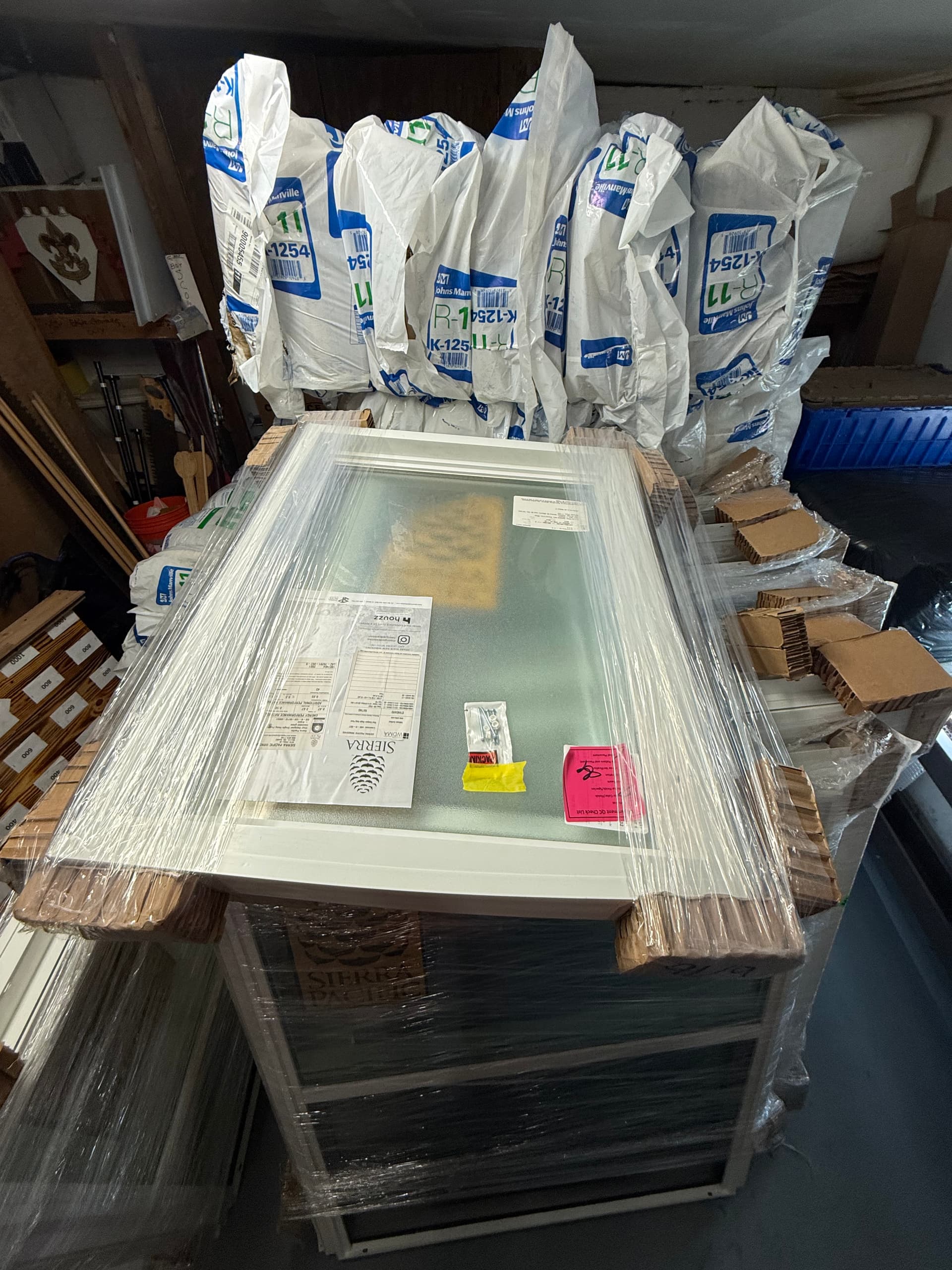 Sierra Pacific Windows Vinyl Designer Single Hung (V-85DSH)